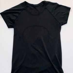 Black Lululemon Swiftly Tech